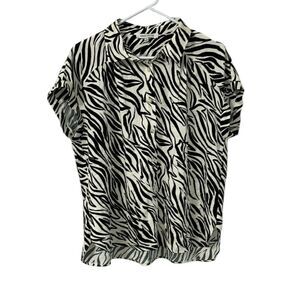 Rose & Olive Black & White Zebra Print Button Down Shirt(Size Large)